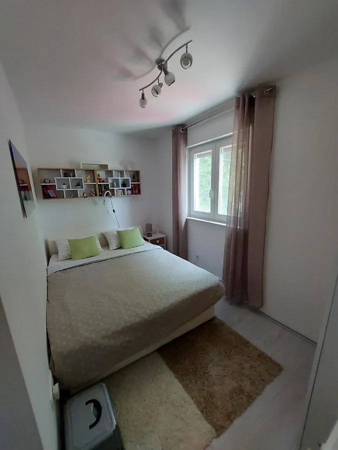 Villa Madlen Icici Apartment