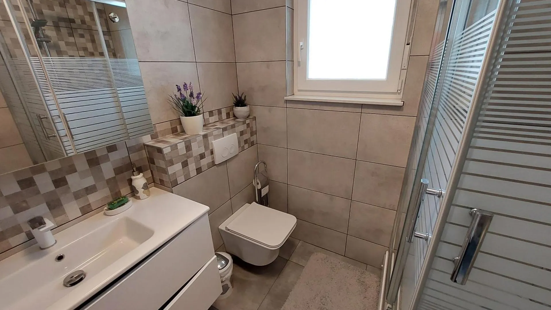 Apartment Villa Madlen Icici