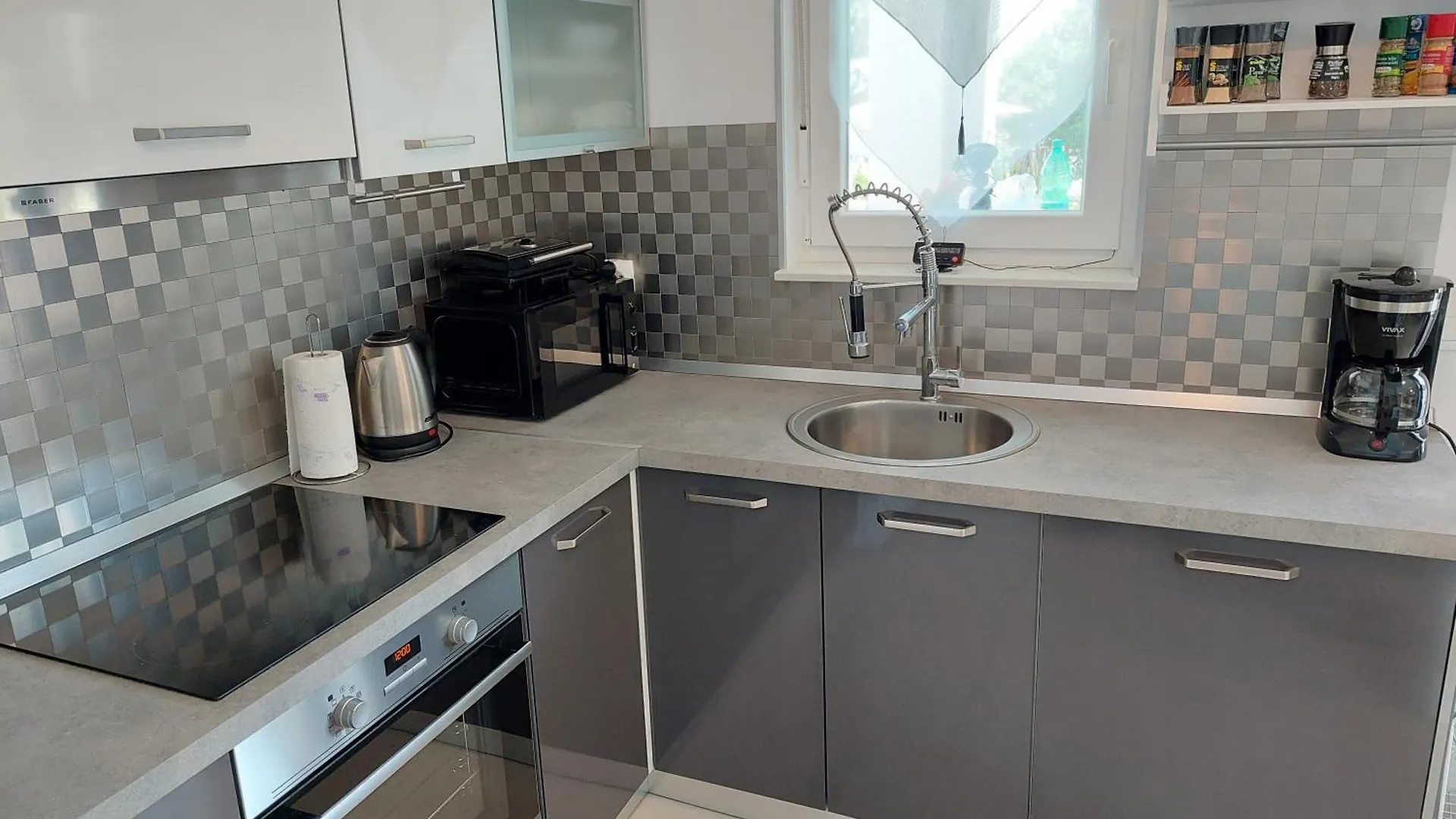 Villa Madlen Icici 0*,  Croatia
